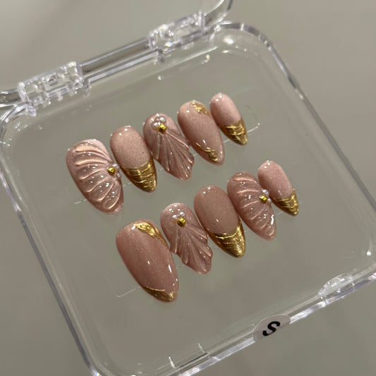 N225 Pink Shell Nails