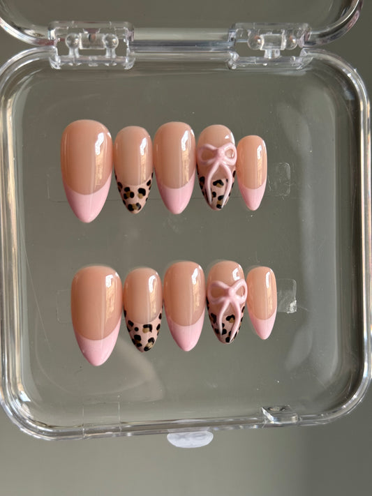N236 Pink Leopard French Nails