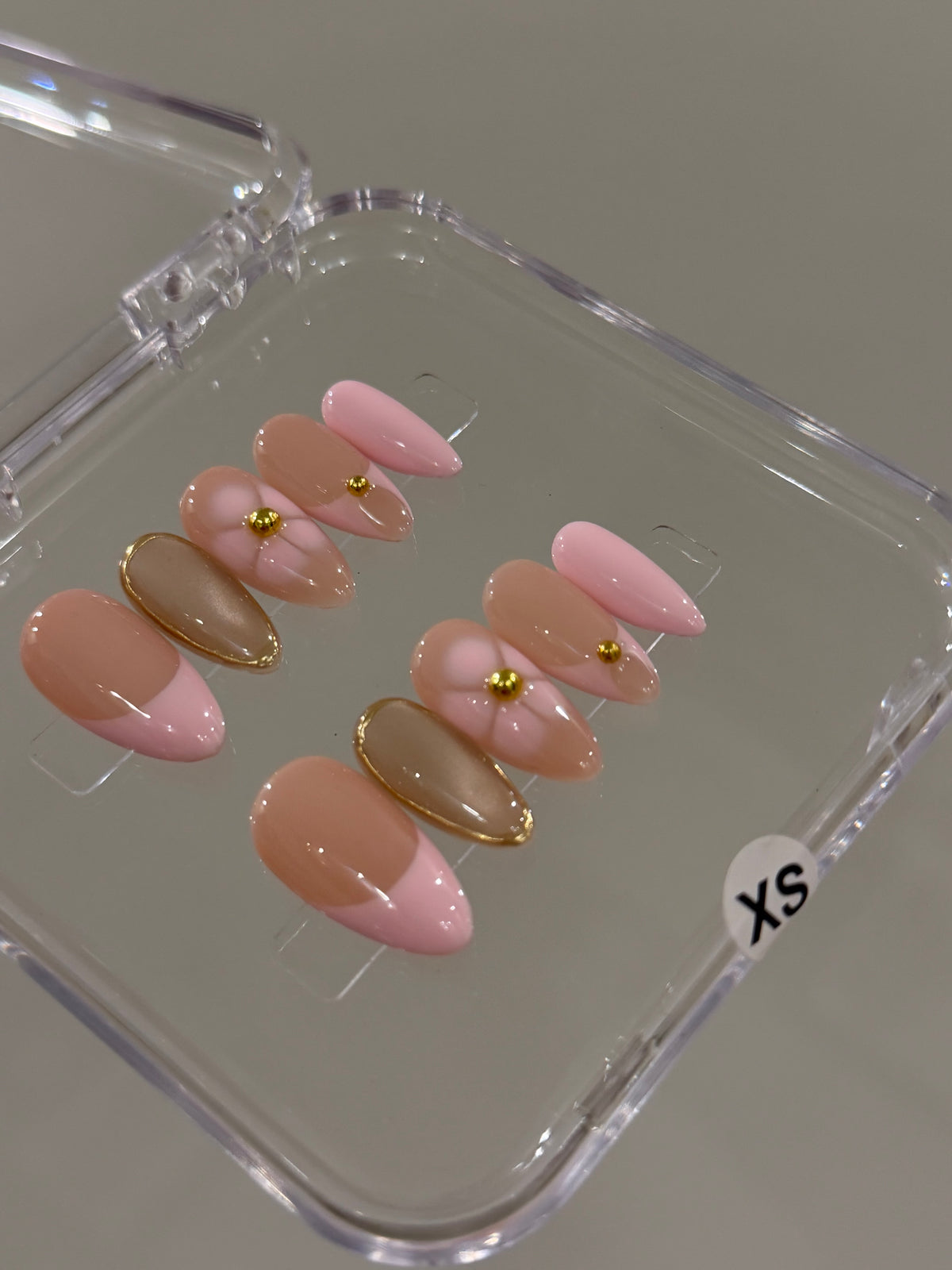 N379 Baby Pink Cateye Nails