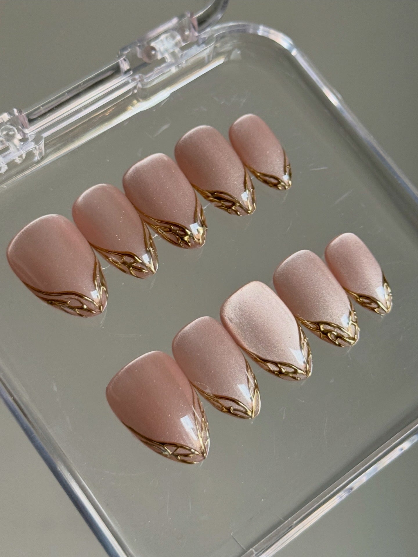 N238 Nude Fiery Nails
