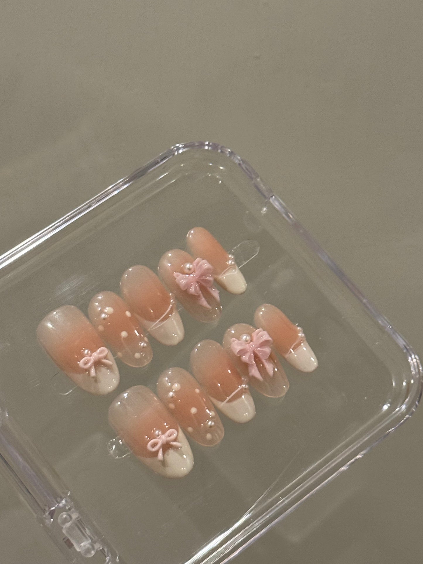 N43 French Bow Nails Set