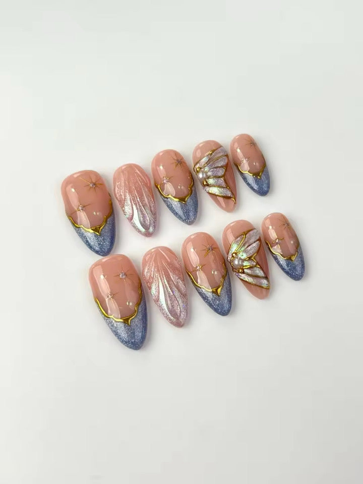 N127 Glossy Butterfly Nails Set