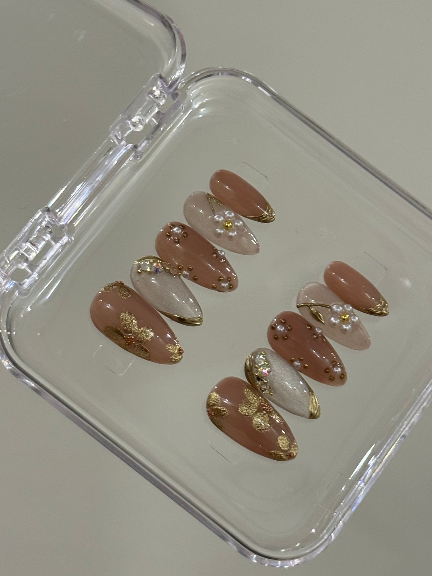 N154 Millie Nails Set