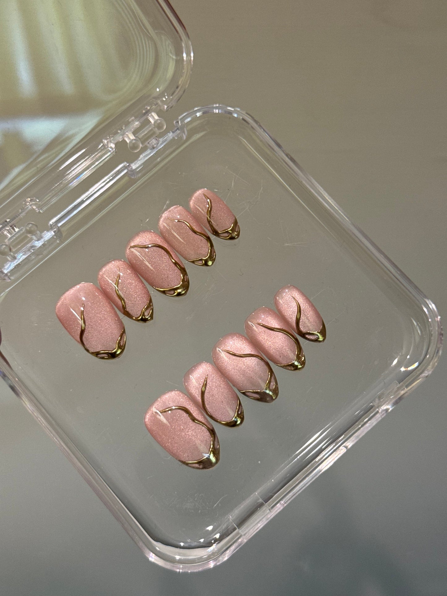 N63 Fiery Cateye Nails Set