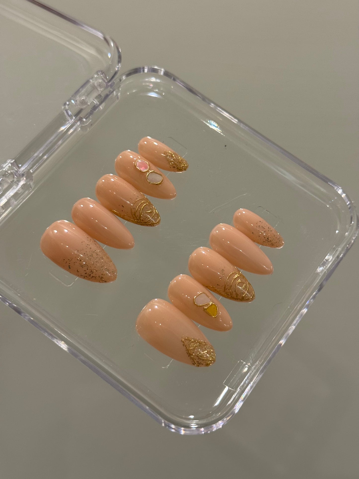 N350 Peachy Swirl Nails
