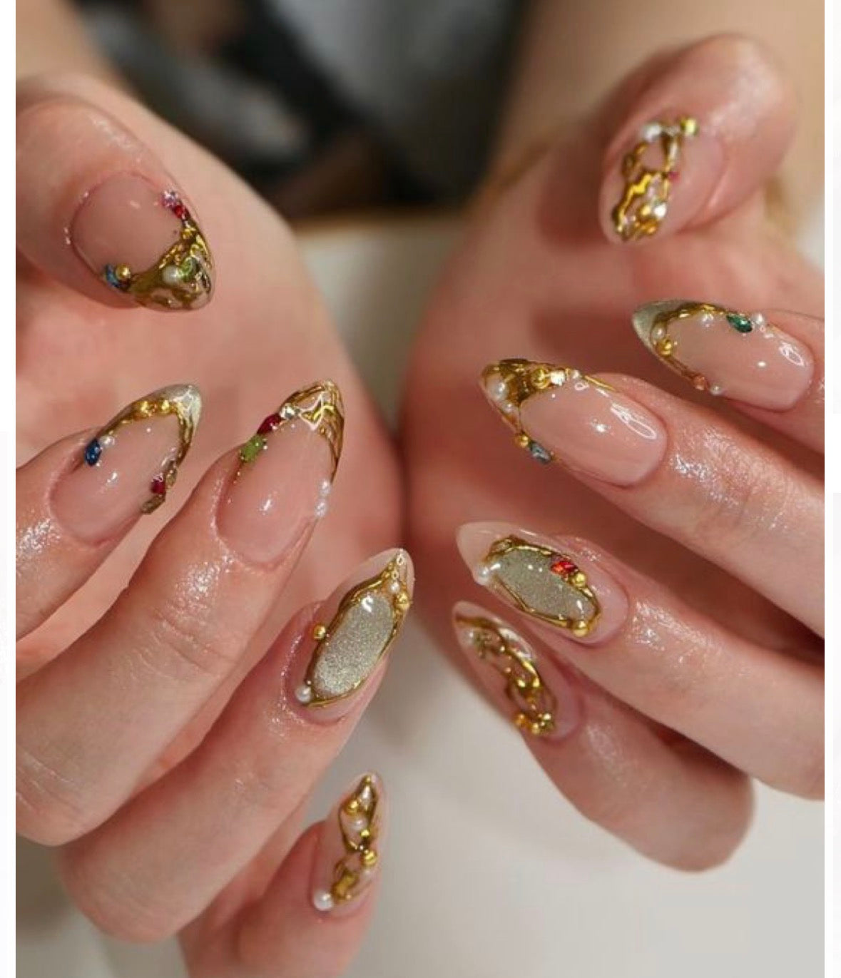 N91 Sage Gold Nails Set