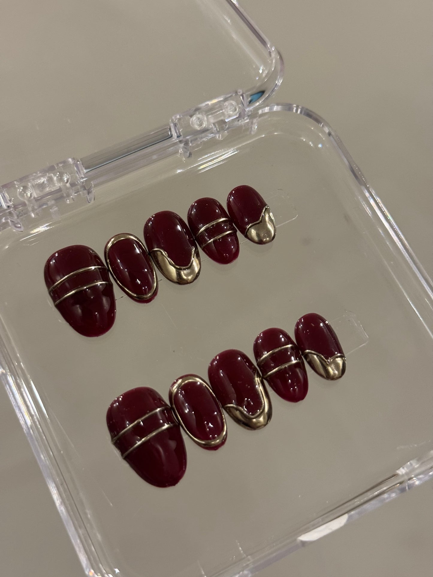 N266 Maroon Short Nails