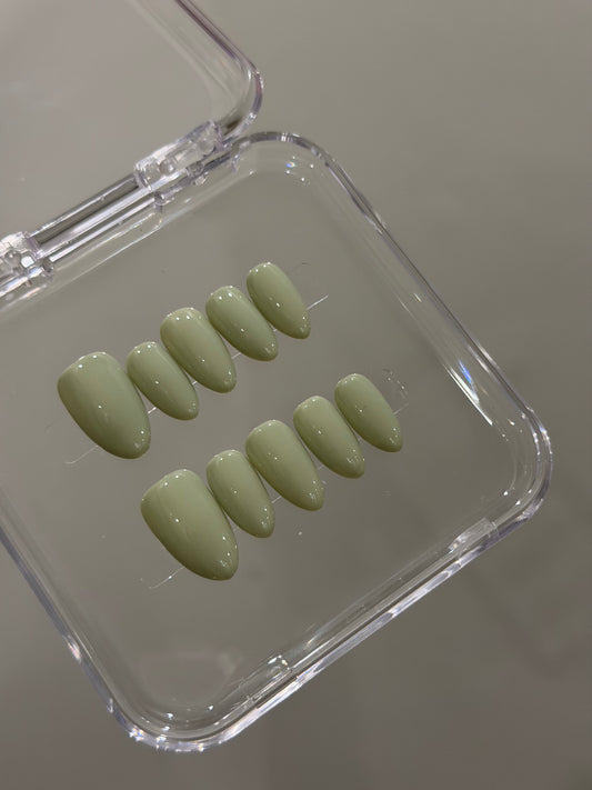 N447 Sage Solid Nails