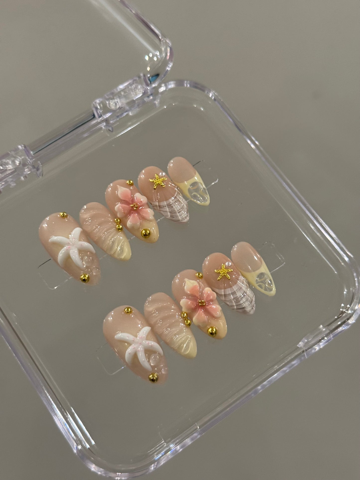 N264 Starfish Beach Nails