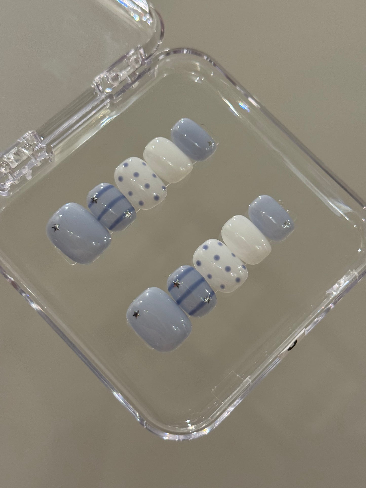 N275 Blue Polka Short  Nails