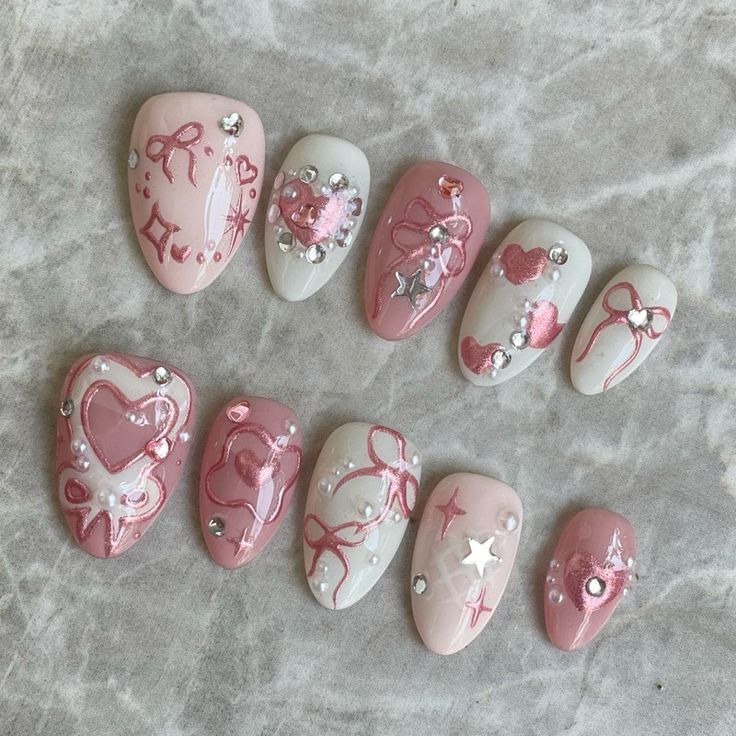 N62 Heartstrings Nails Set
