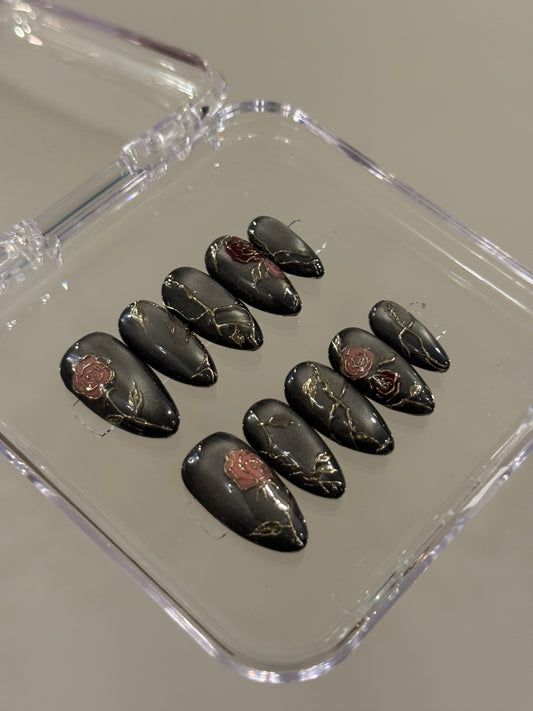 N261 Black Rose Nails