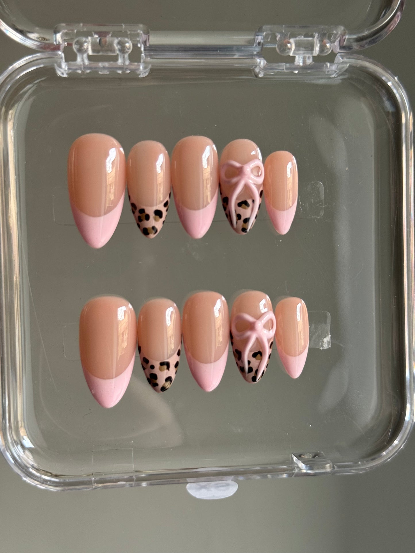 N236 Pink Leopard French Nails
