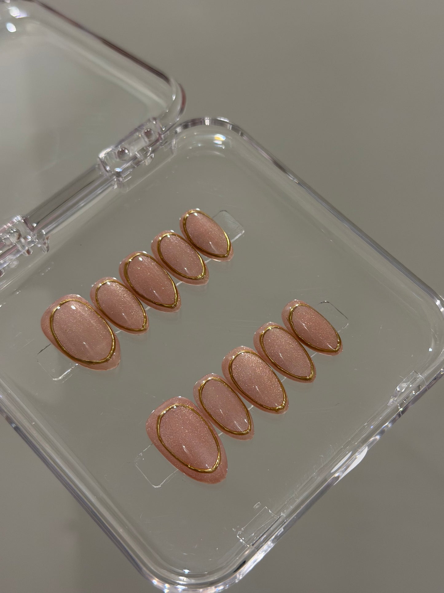 N404 Pink Folia Nails