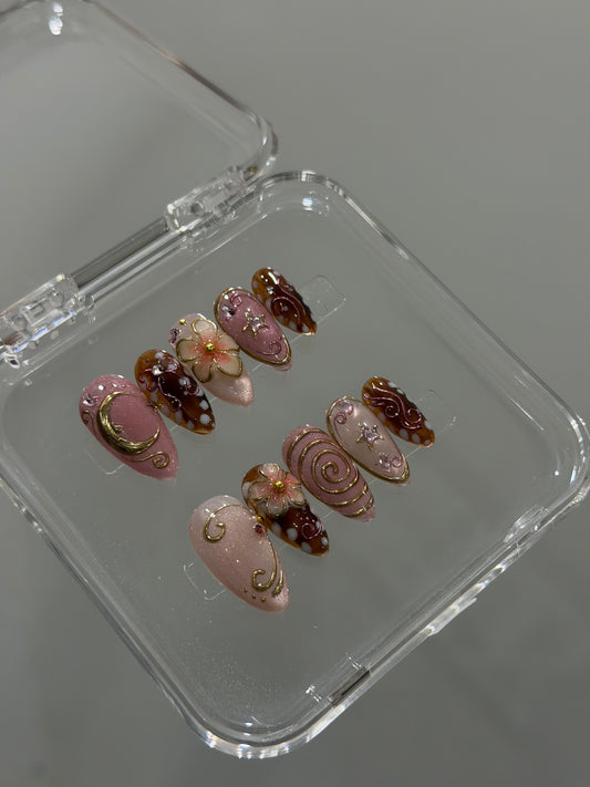 N440 Mocca Floral Nails