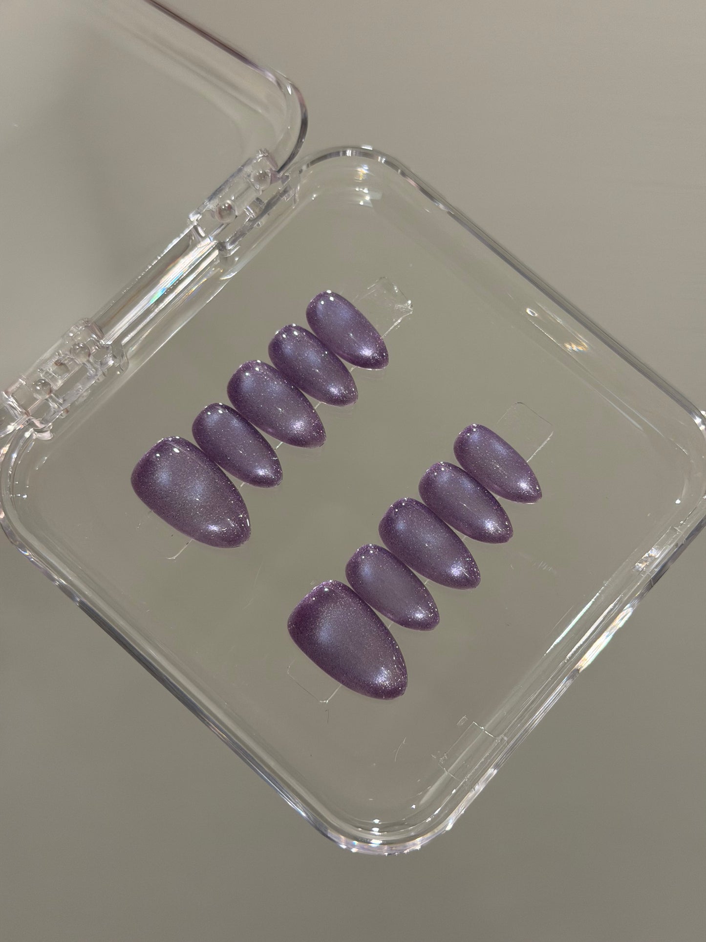 N421 Purple Cateye Nails