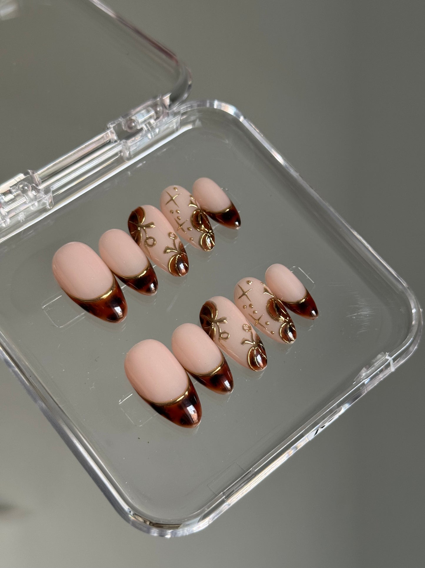 N237 Maroon Pumpkin Nails