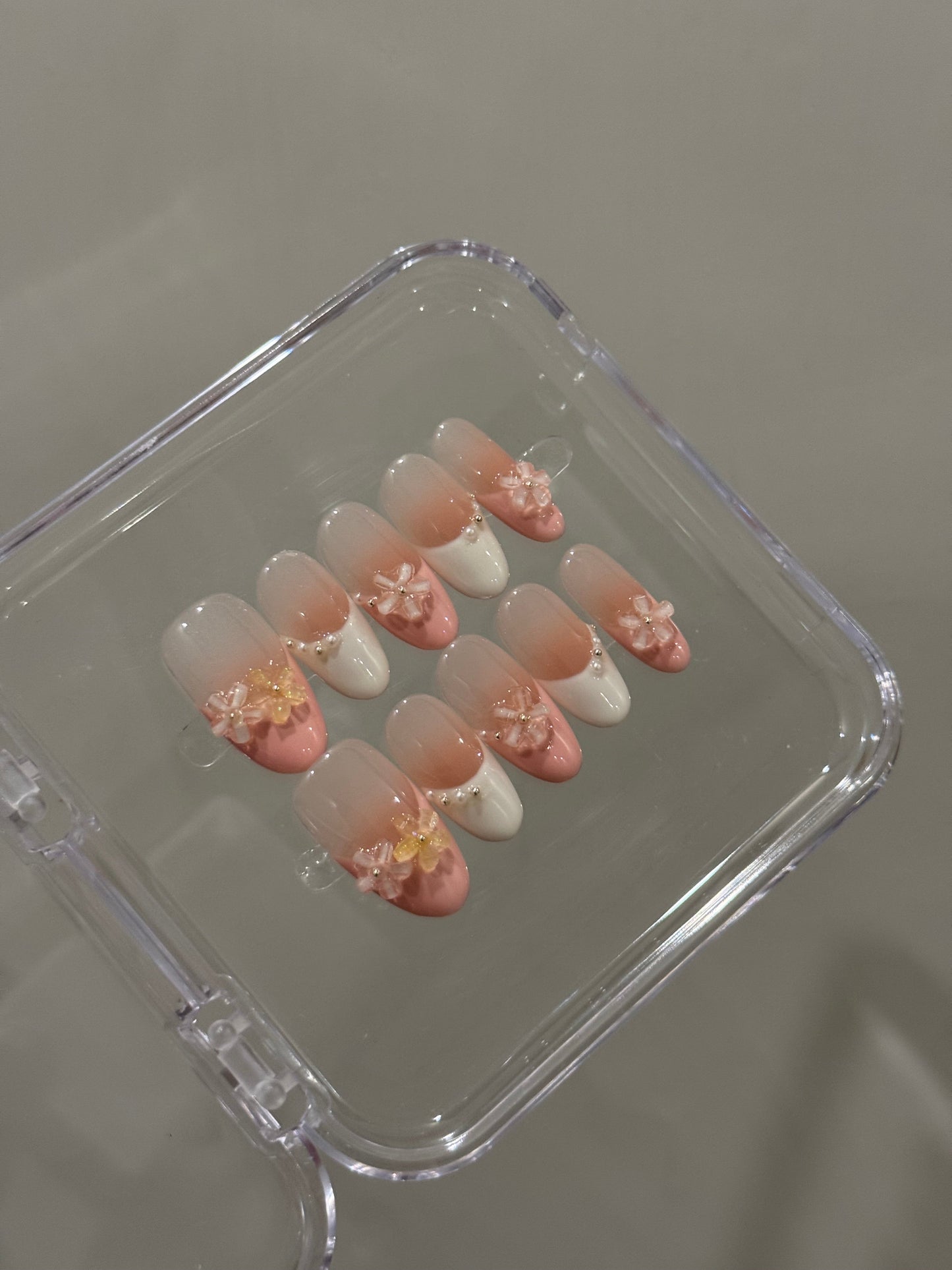 N47 Pink Floral Nails  Set