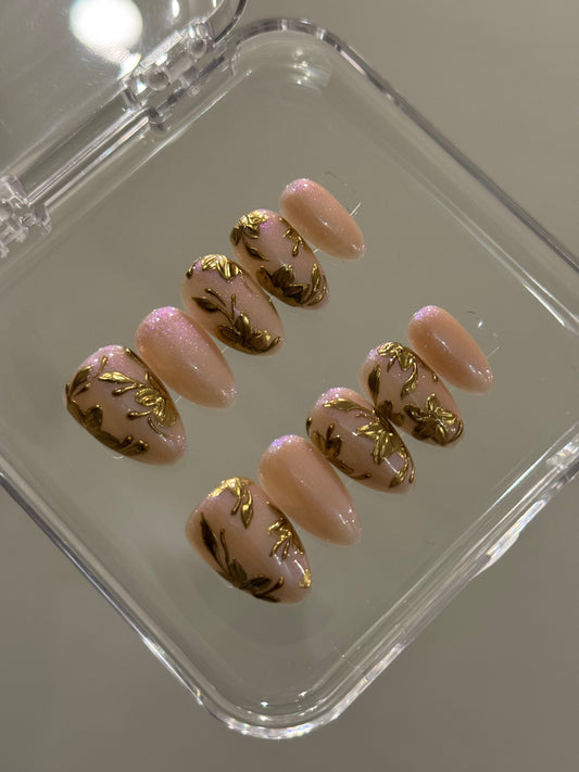 N334 Magnolia Sparkle Nails