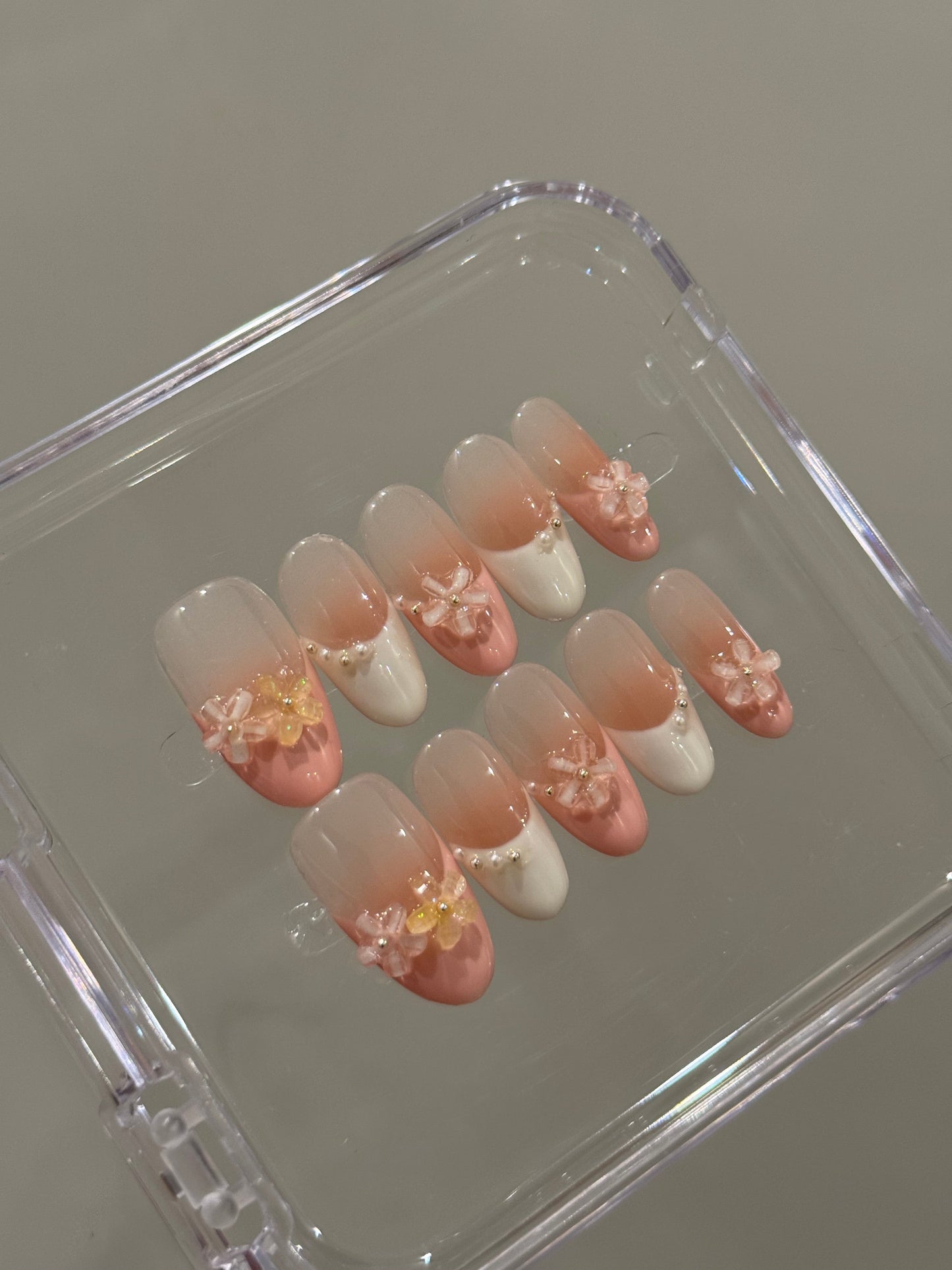 N47 Pink Floral Nails  Set