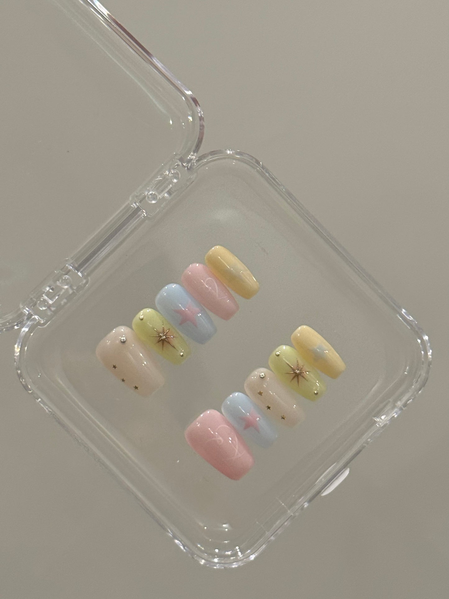 N173 Teen Pastel Set