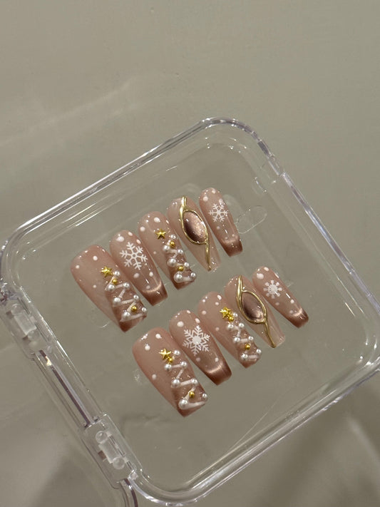 N22 Winters Tree Nails Set