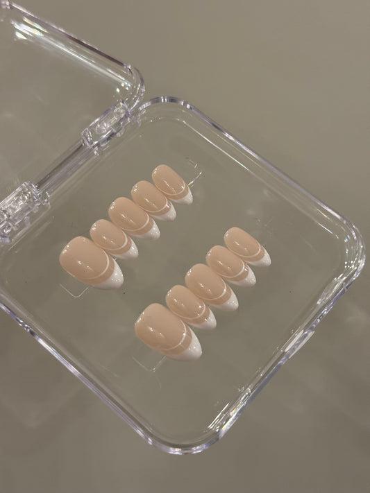 N352 French Liner Nails