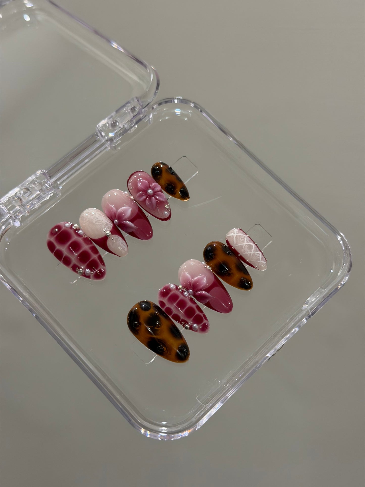 N382 Purple Ivy Nails