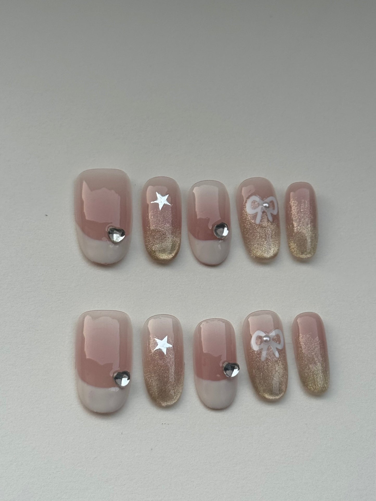 N42 Goldish French Nails Set
