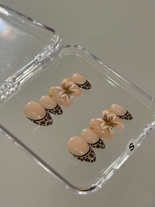 N185 Vintage Leopard Set