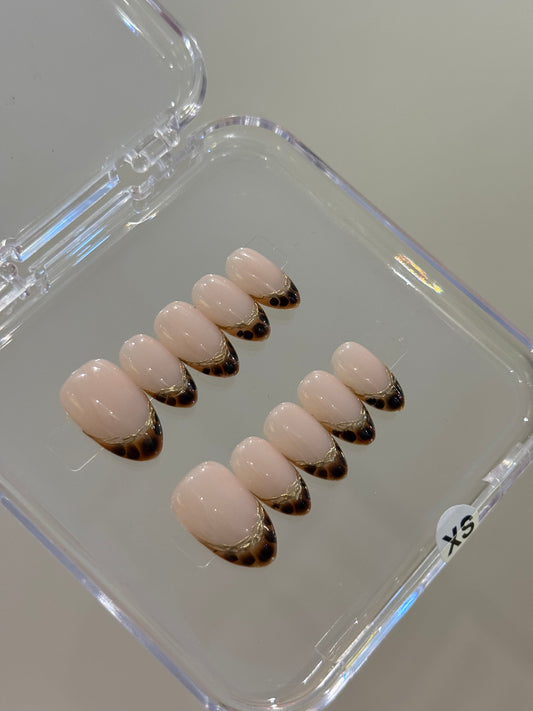 N79 leopard French Nails Set