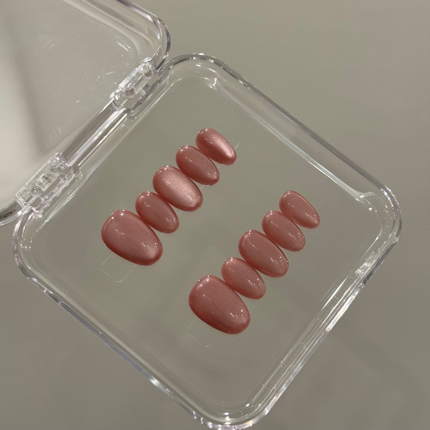 N222 Pink Cat-eye Short Nails