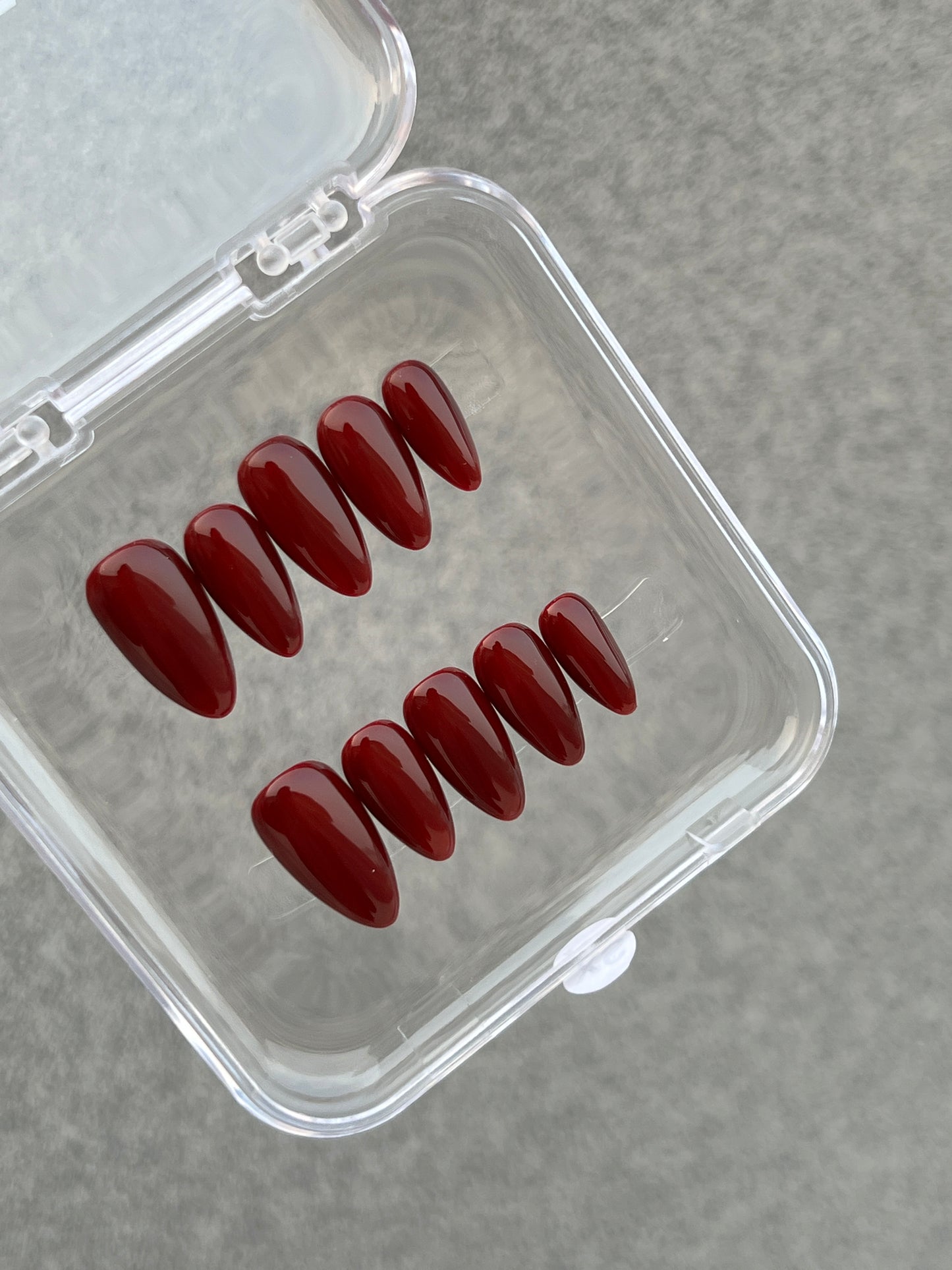 N95 Maroon Almond Nails Set