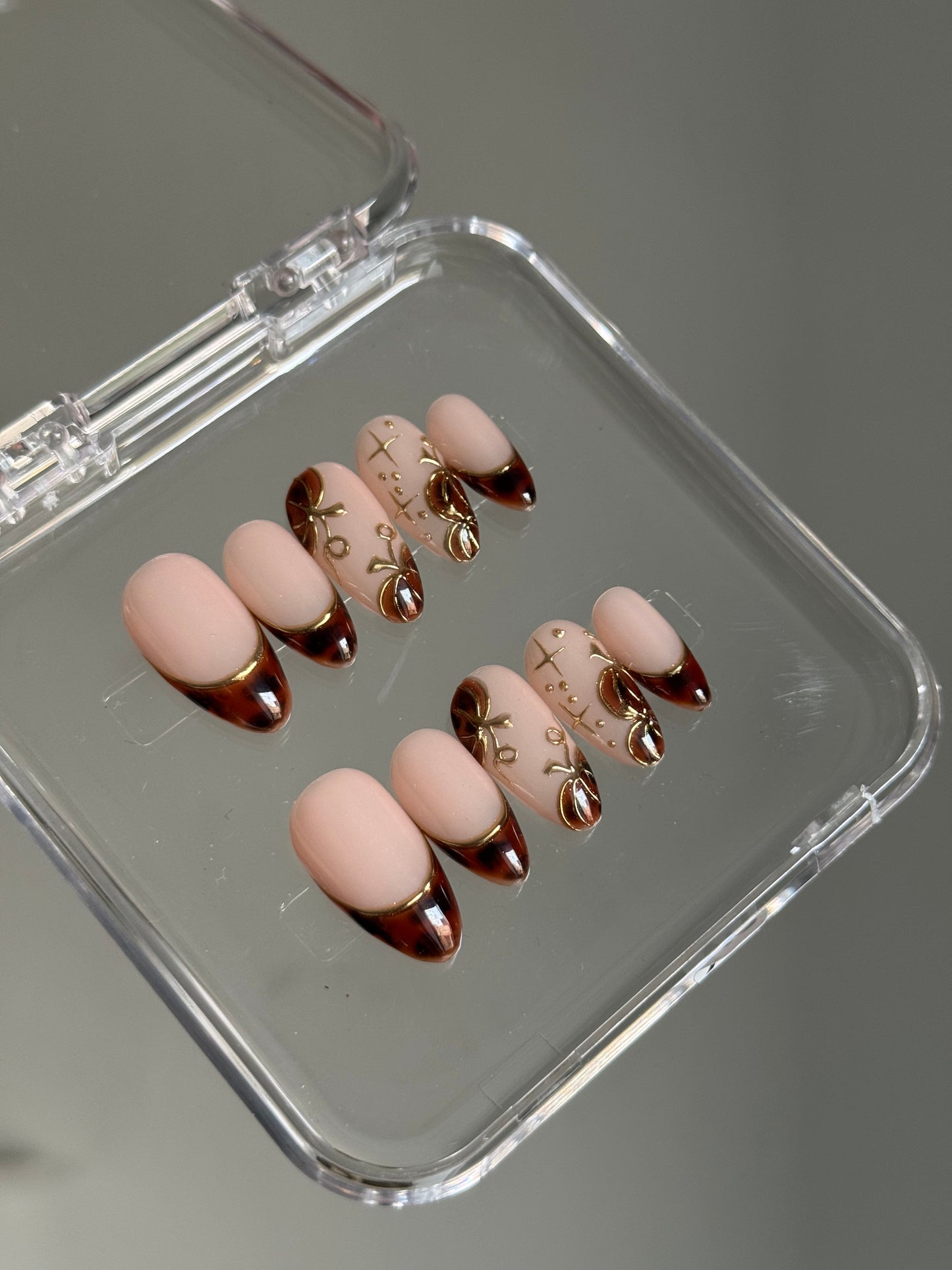 N237 Maroon Pumpkin Nails