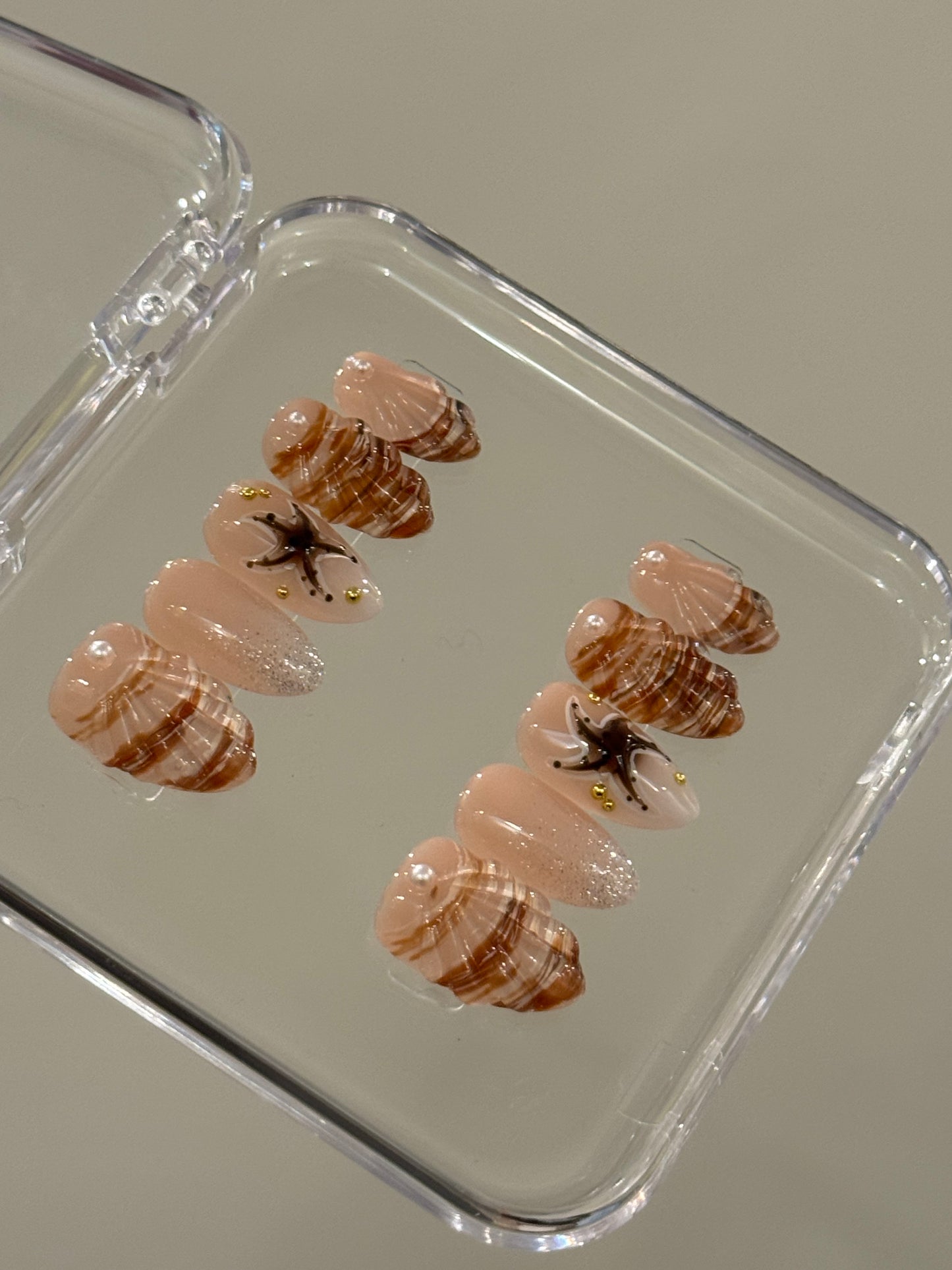 N133 Shelly Nails Set