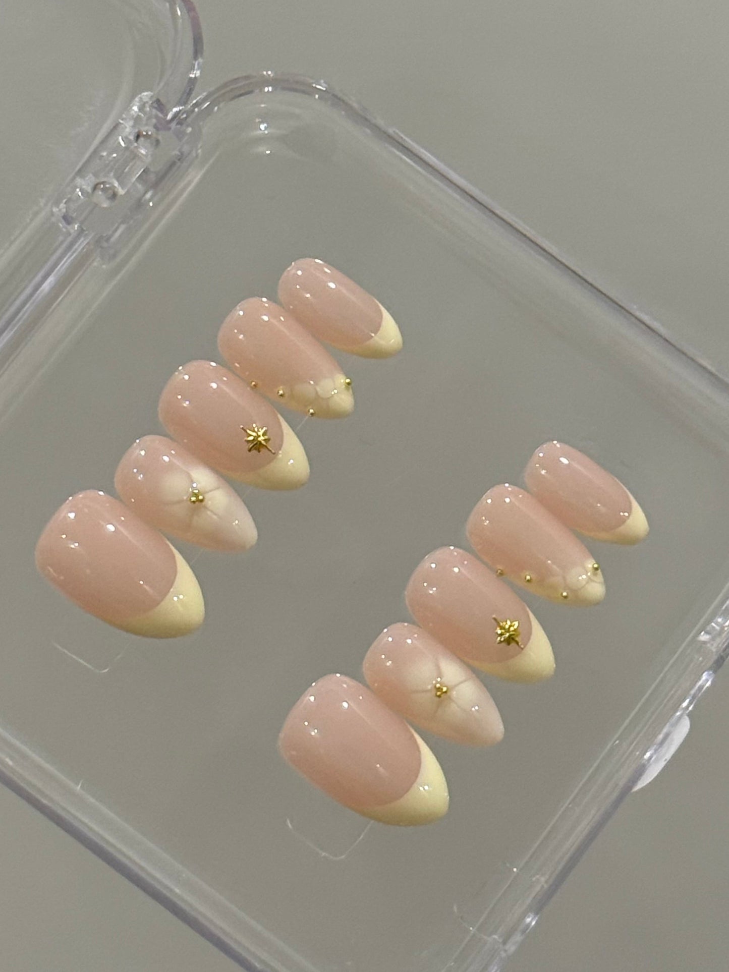 N184 Floral Milky Set