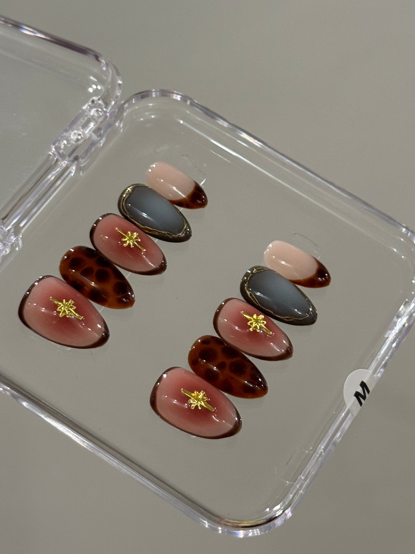 N180 Valerie Nails Set