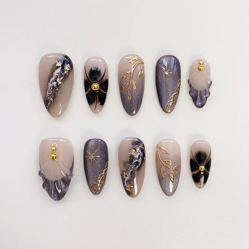 N77 Grey Almond Nails Set