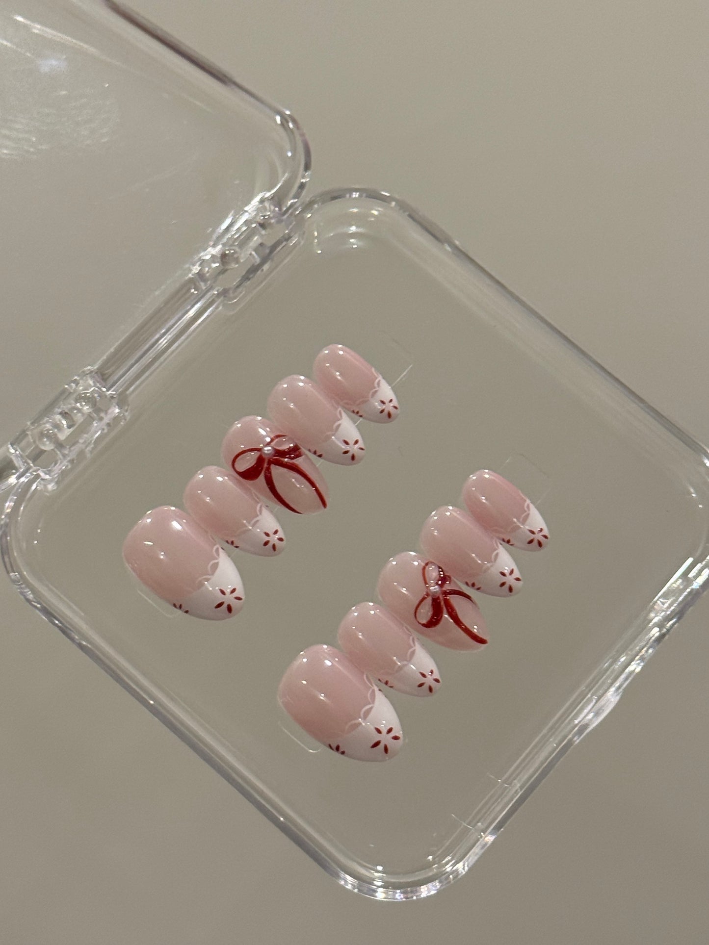 N193 Red Bow Nails Set