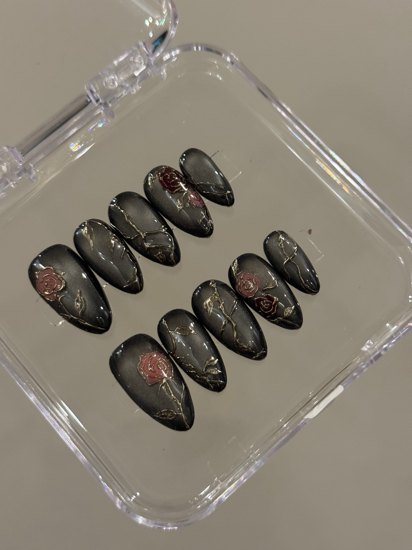 N261 Black Rose Nails