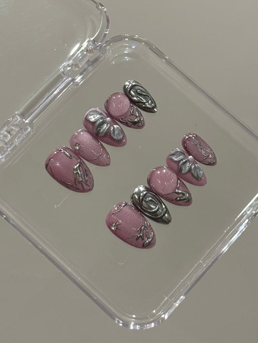 N170 Pink Silver Short Nails