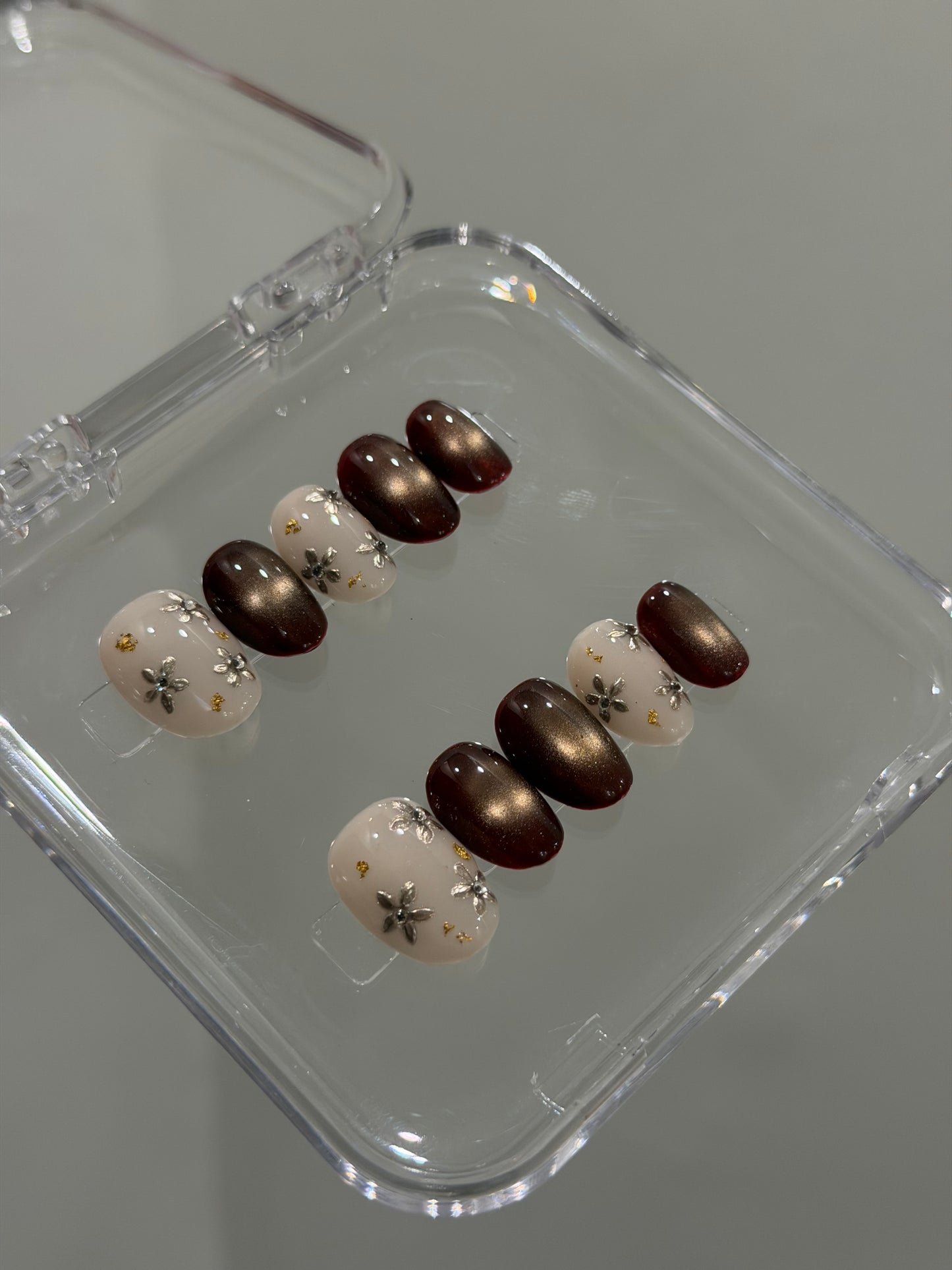 N426 Mocha Short Nails