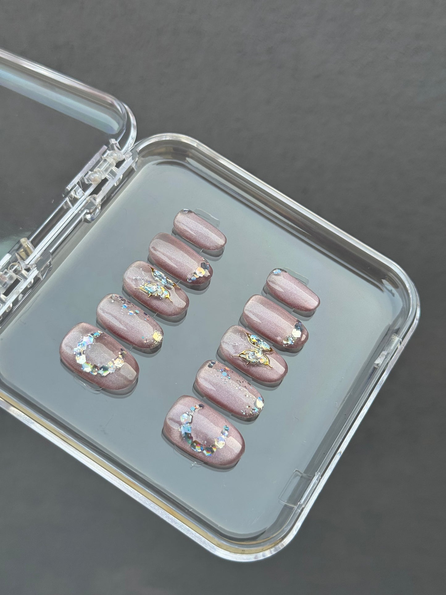 N109 Cateye Butterfly Nails Set