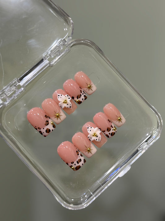 N315 leopard Sparkle Nails