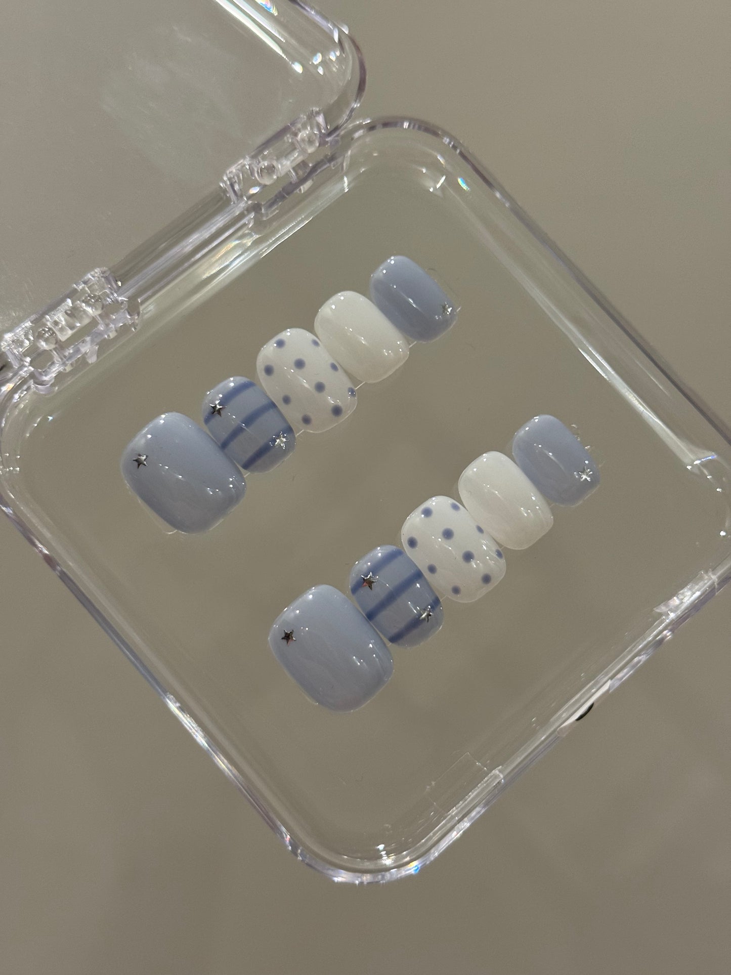 N275 Blue Polka Short  Nails