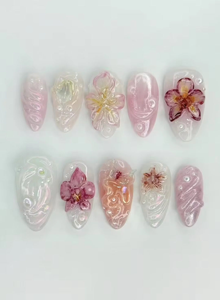 N306 Silver Beach Nails