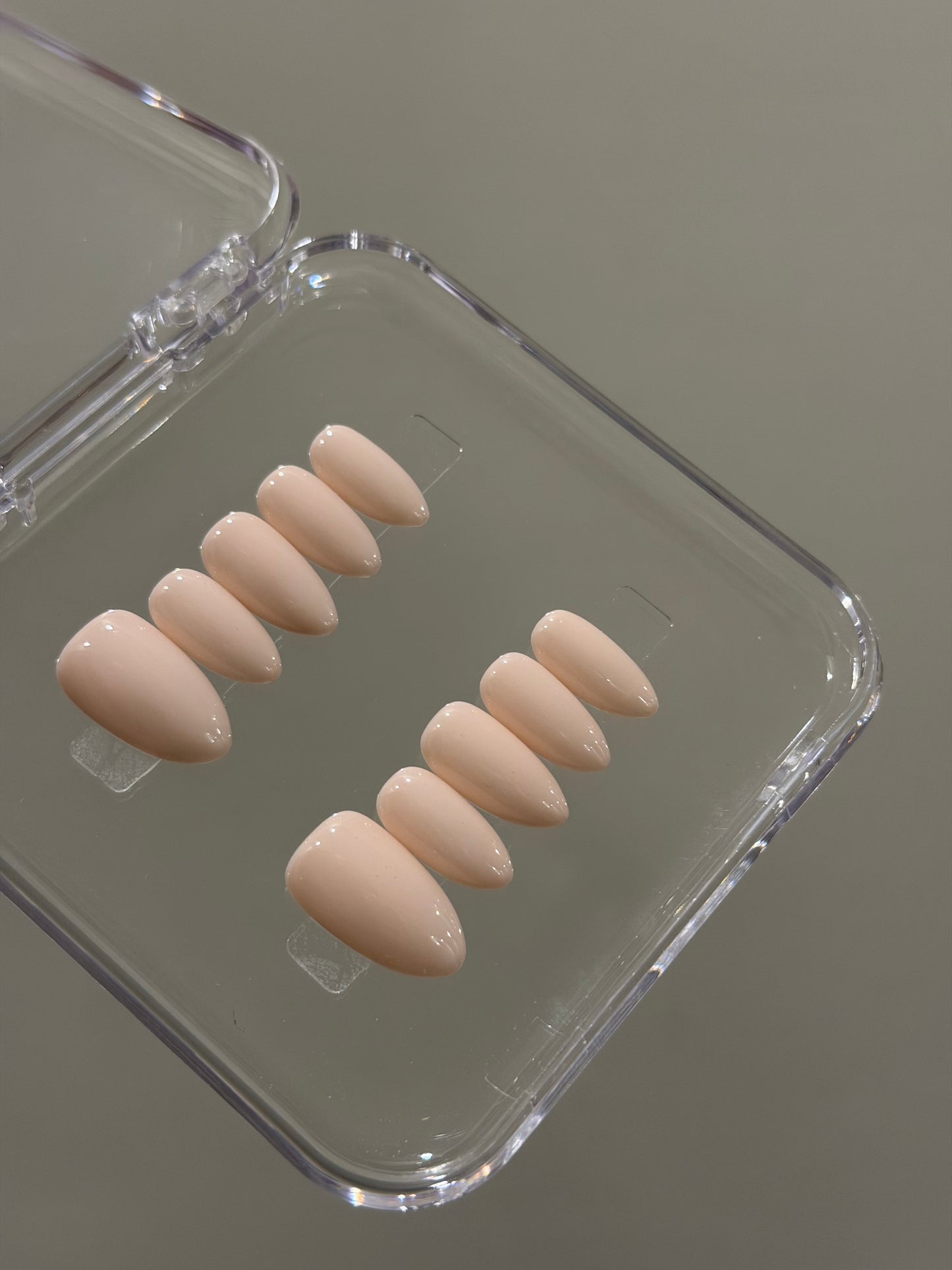 N402 Cream Almond Nails