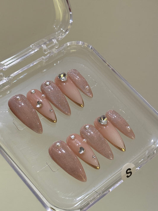 N325 Cateye Stilettos Nails