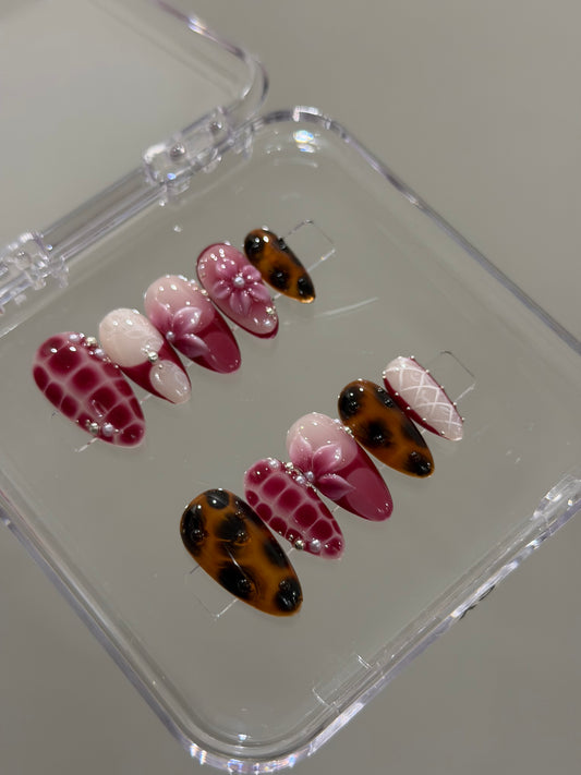 N382 Purple Ivy Nails