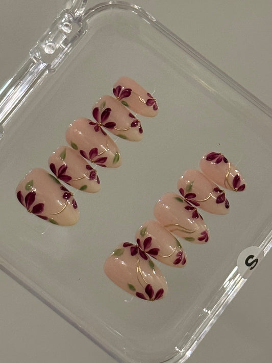 N179 Botanical Nails Set